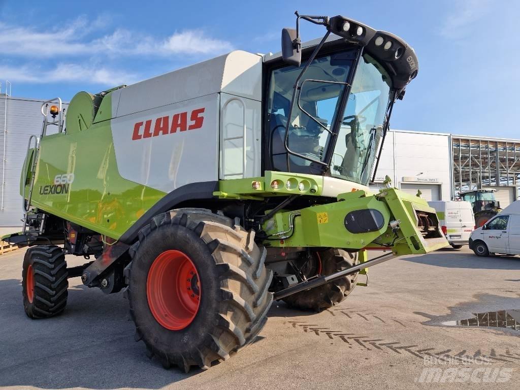 CLAAS Lexion 660 Combine de secerat