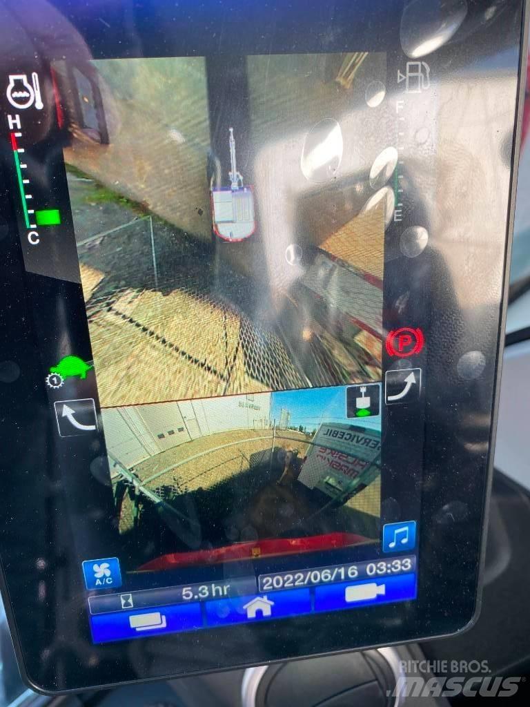 Takeuchi TB 395 W Excavatoare cu roti