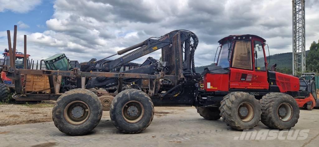 Komatsu 895 Transportoare