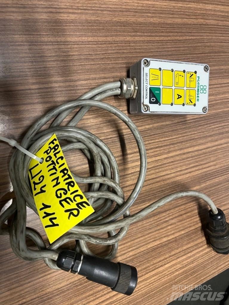Pöttinger X8 RC Cositoare de iarba cu umidificator