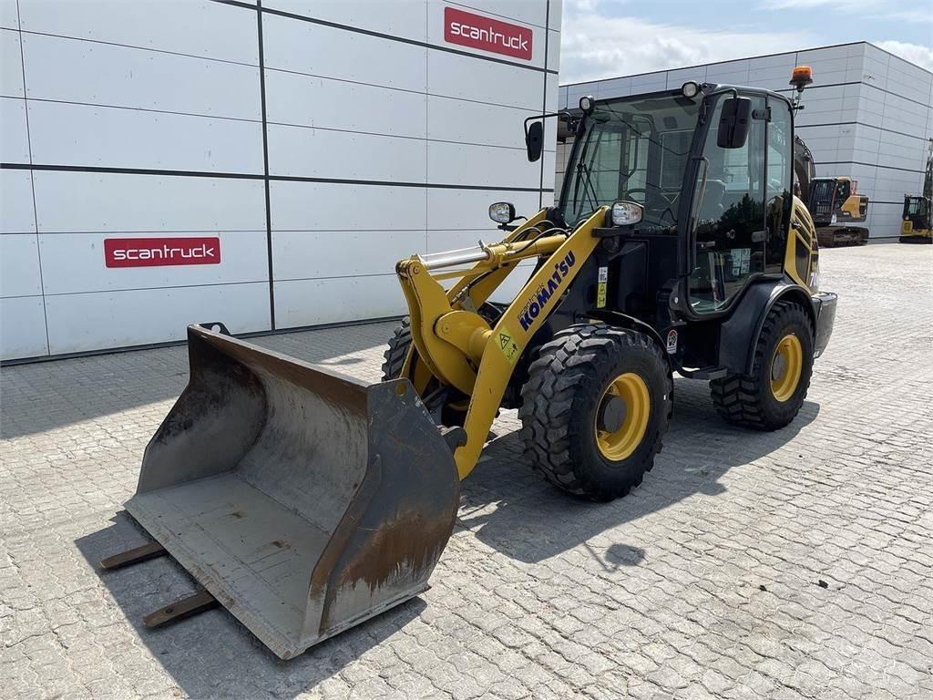 Komatsu WA70M-8EO Incarcatoare multifunctionale