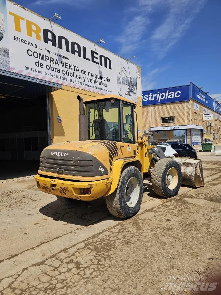 Volvo L 40 Incarcator pe pneuri