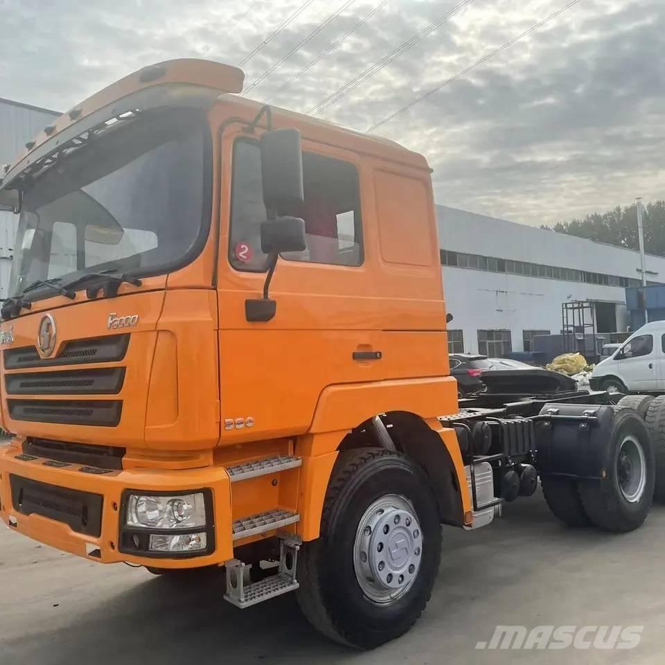 Shacman F3000 6x4 Autotractoare