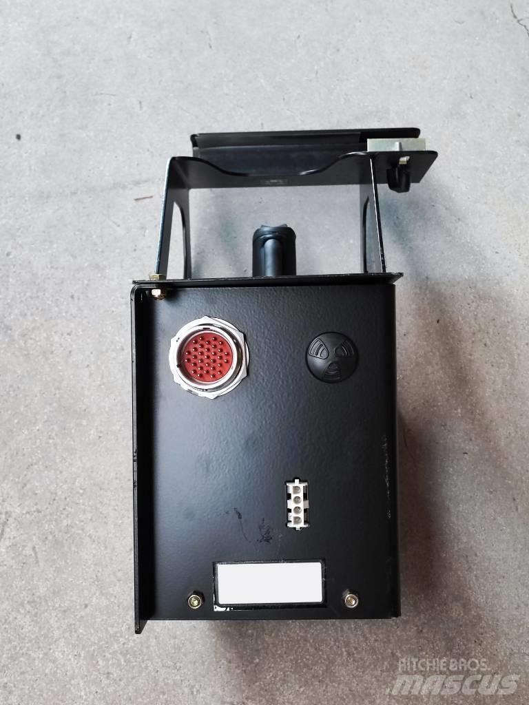 JLG Nacela Electronice
