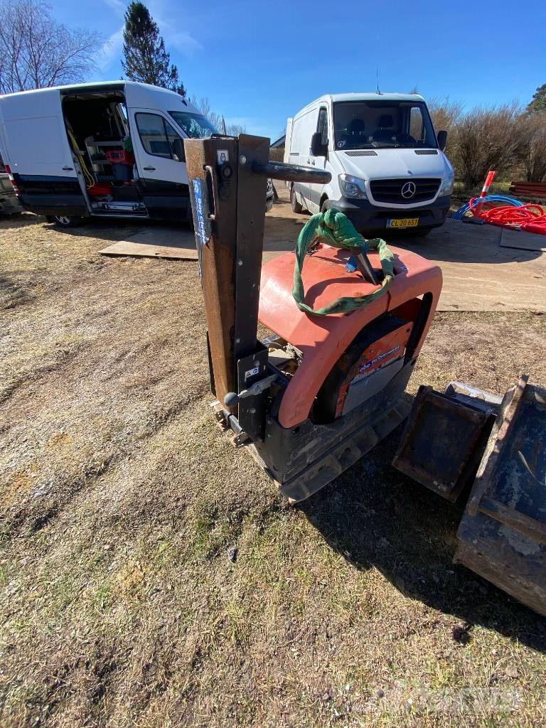 Husqvarna LG504 Vibratoare