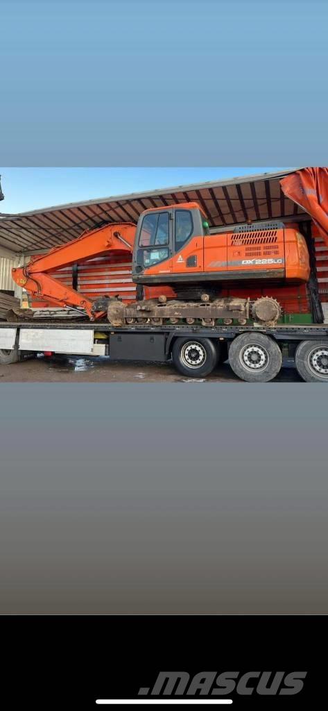 Develon DX 225 LC-7 Excavatoare pe șenile
