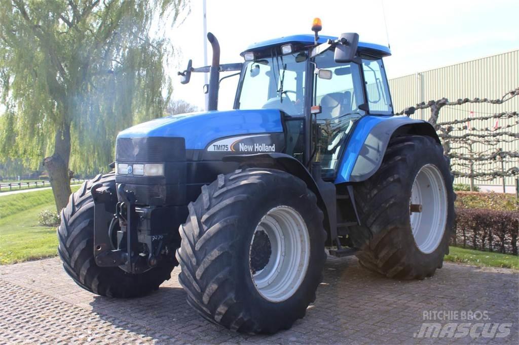 New Holland TM175 Tractoare