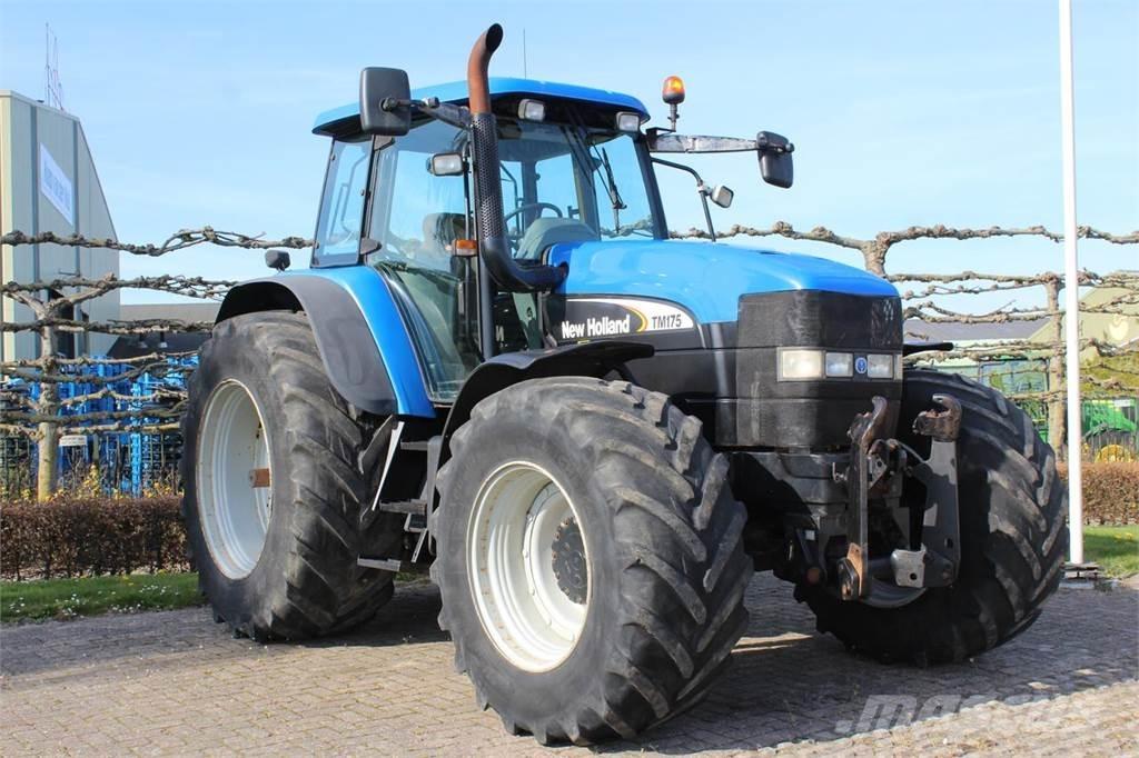 New Holland TM175 Tractoare