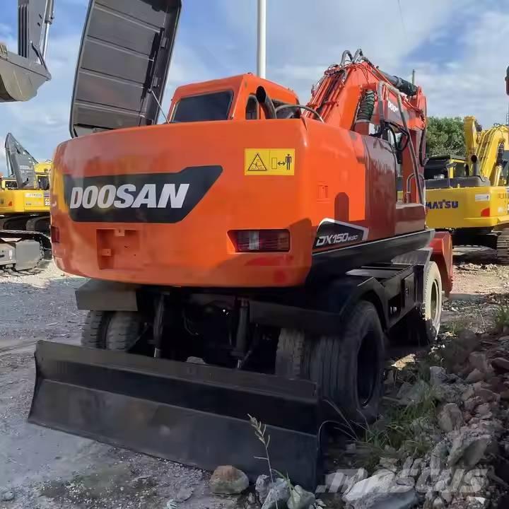 Doosan DX150W-9C Excavatoare cu roti