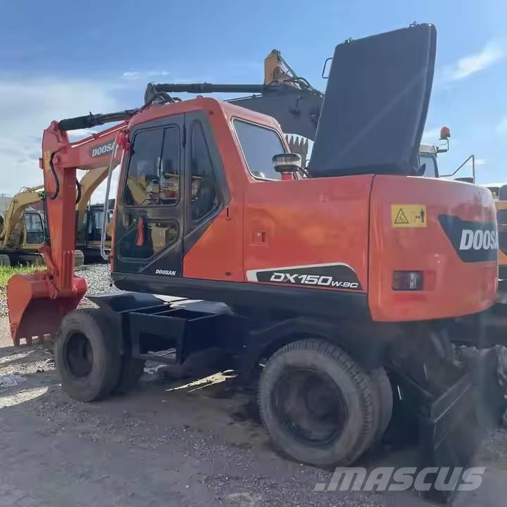 Doosan DX150W-9C Excavatoare cu roti
