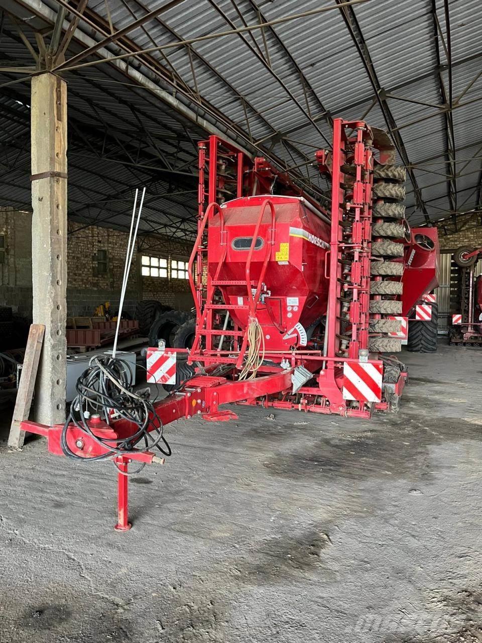 Horsch Pronto 9 DC Perforatoare