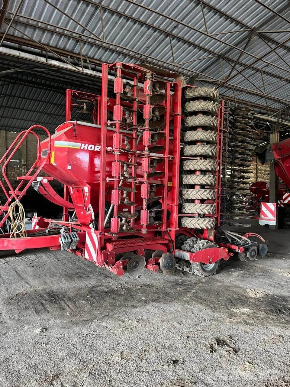 Horsch Pronto 9 DC Perforatoare