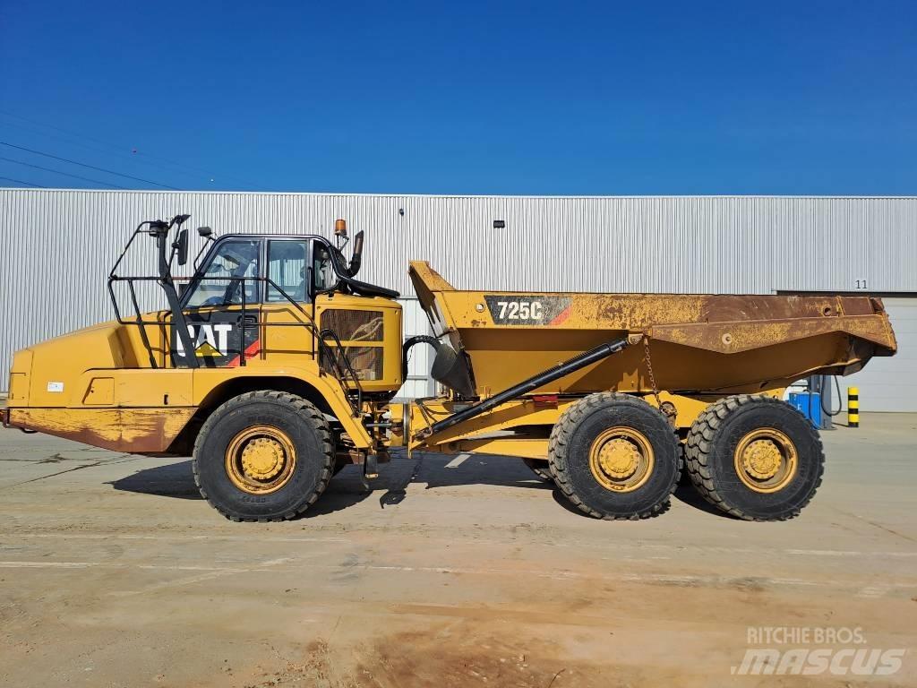 CAT 725C2 Transportoare articulate