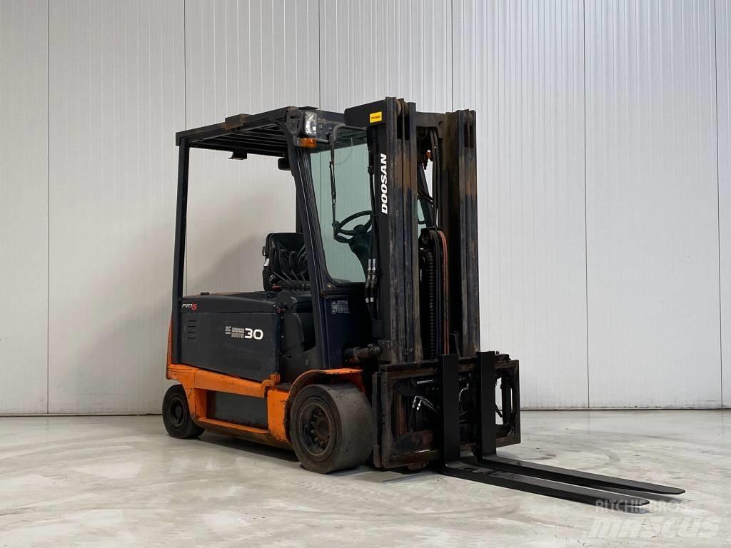 Doosan B30X-5 Stivuitor electric