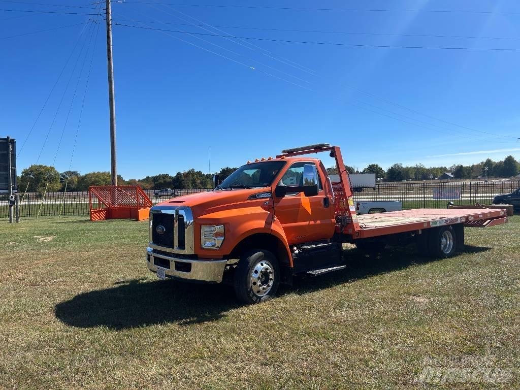 Ford F650 Camioane platforma/prelata