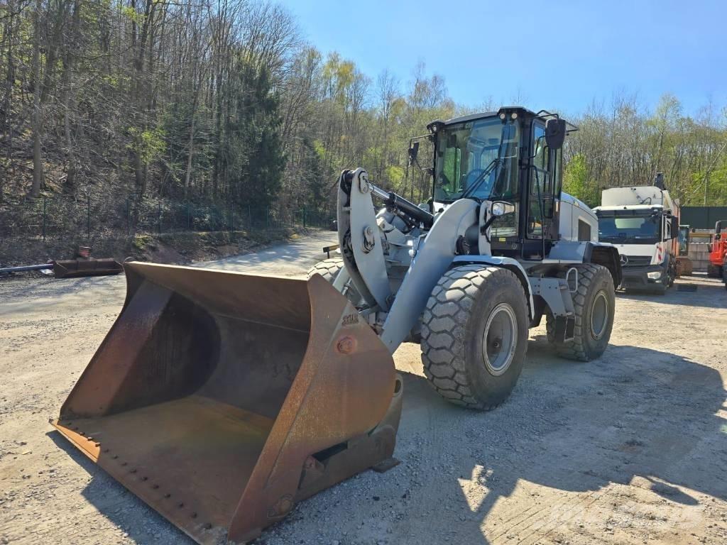 CAT 926M Incarcator pe pneuri