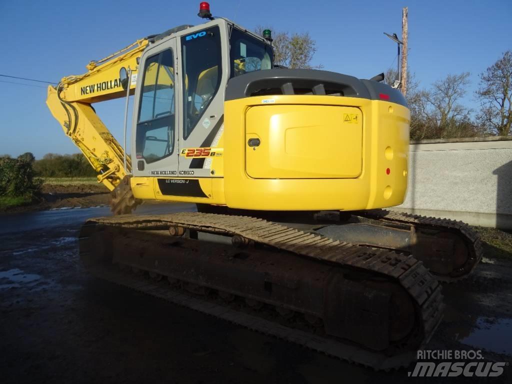 Kobelco SK 235 Excavatoare pe șenile
