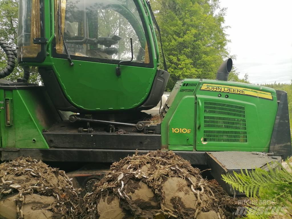 John Deere 1010 E Transportoare