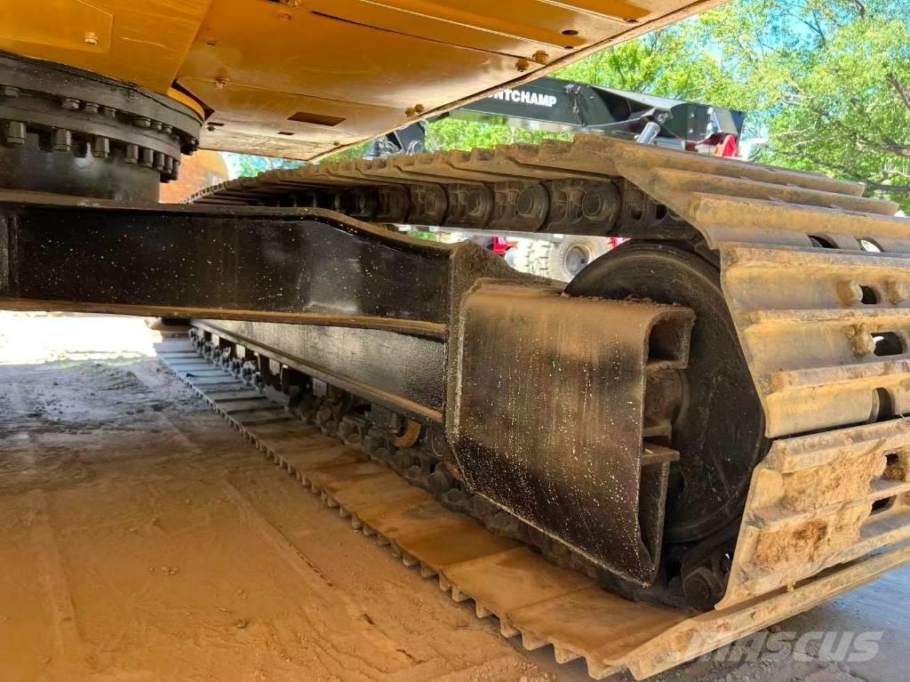 CAT 320 C L Excavatoare pe șenile
