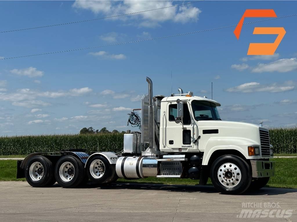 Mack Pinnacle CH613 Autotractoare