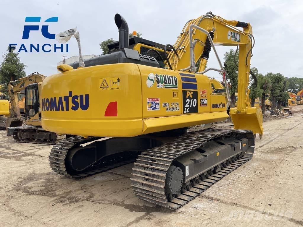 Komatsu PC210 Excavatoare pe șenile
