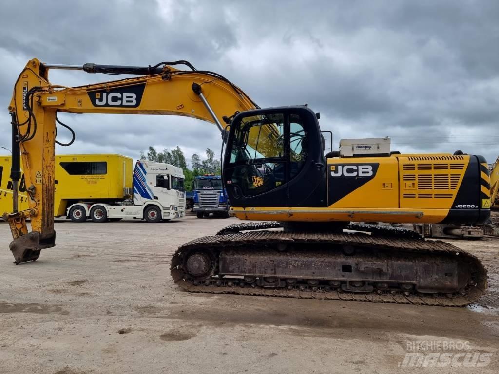 JCB JS 290 LC Excavatoare pe șenile
