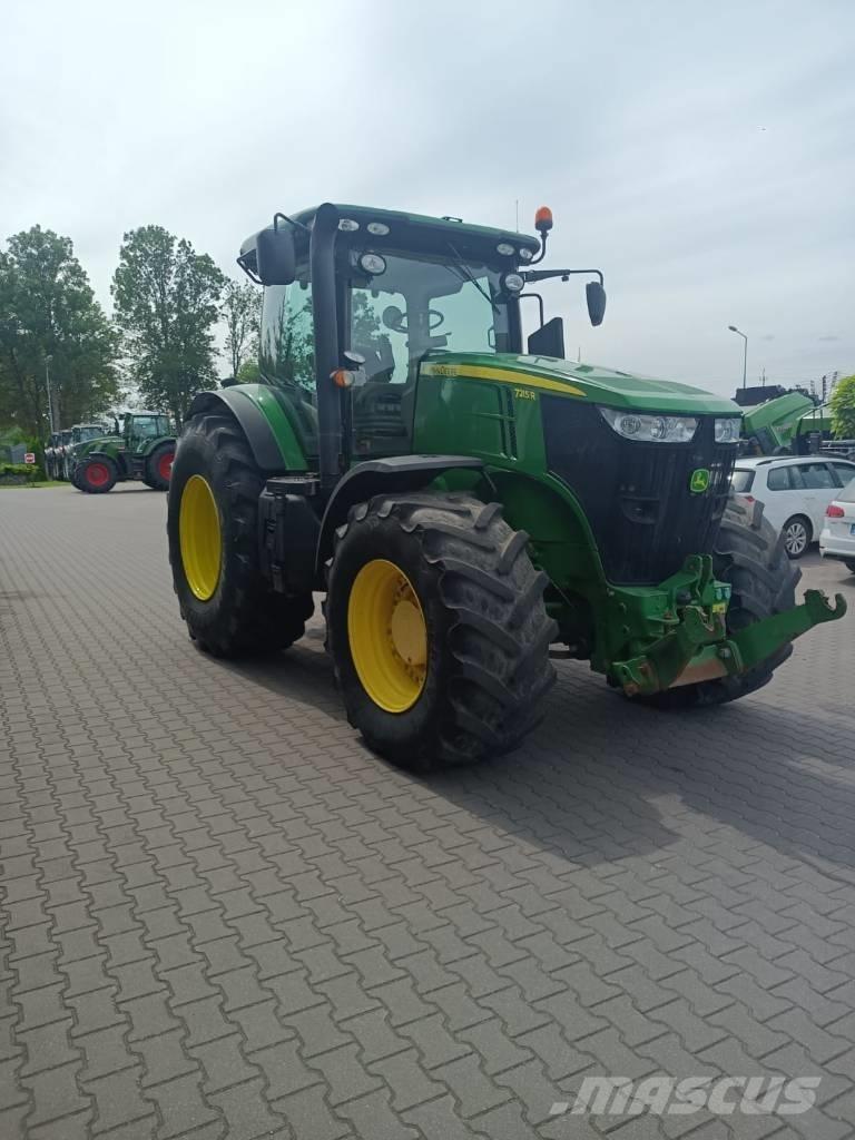 John Deere 7215 R Tractoare