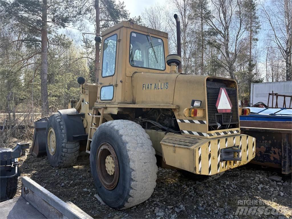 Fiat Allis Incarcator pe pneuri