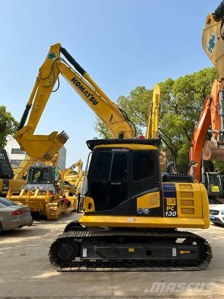 Komatsu PC 130 Excavatoare pe șenile

