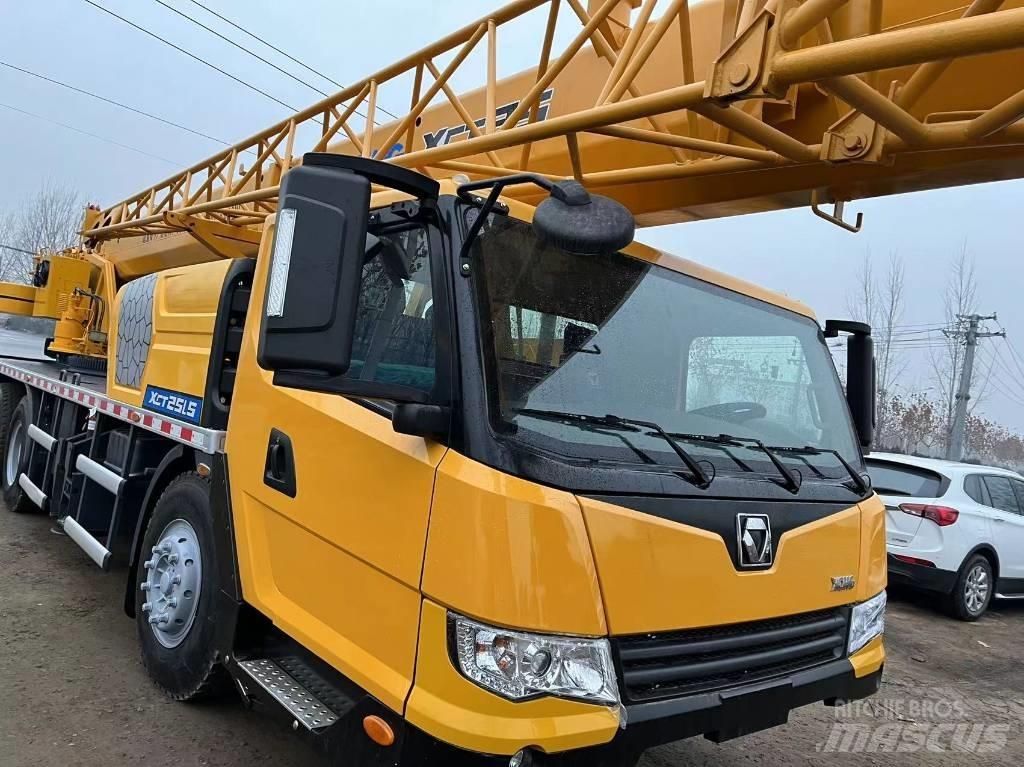 XCMG XCT 25 Macara pentru orice teren
