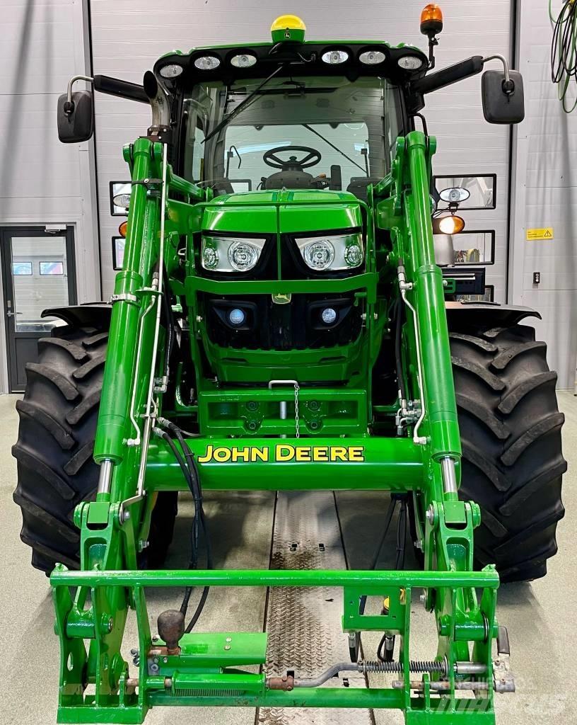 John Deere 6125 R Tractoare
