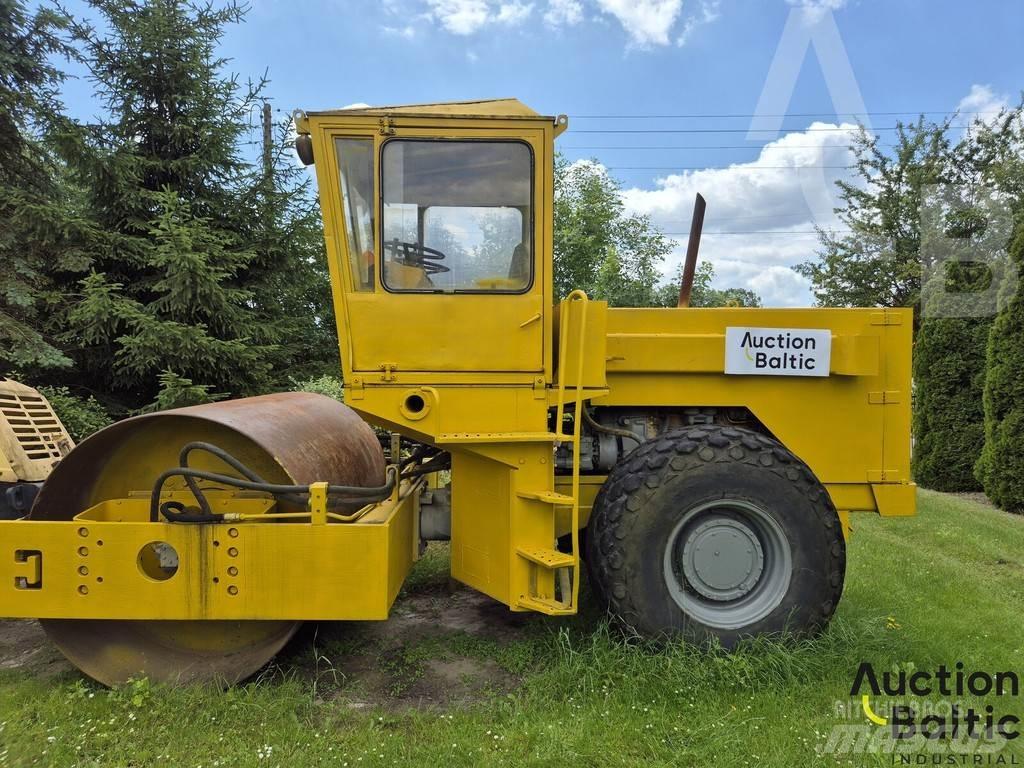 Stavostroj vv111 Compactoare monocilindrice