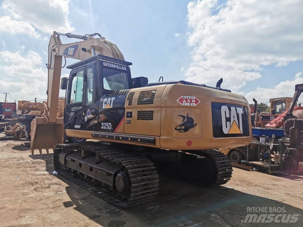 CAT 325DL Excavatoare pe șenile

