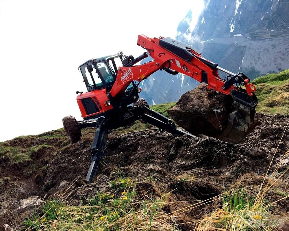 Euromach R555 Excavator amfibiu
