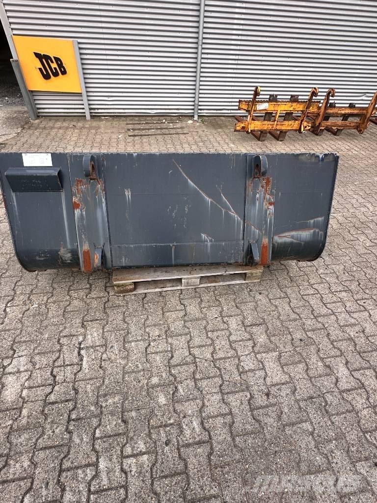 JCB Læsseskovl - 226cm Pistoane
