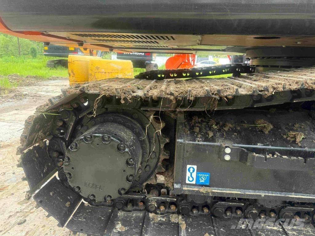 Hitachi ZX200 Excavatoare pe șenile
