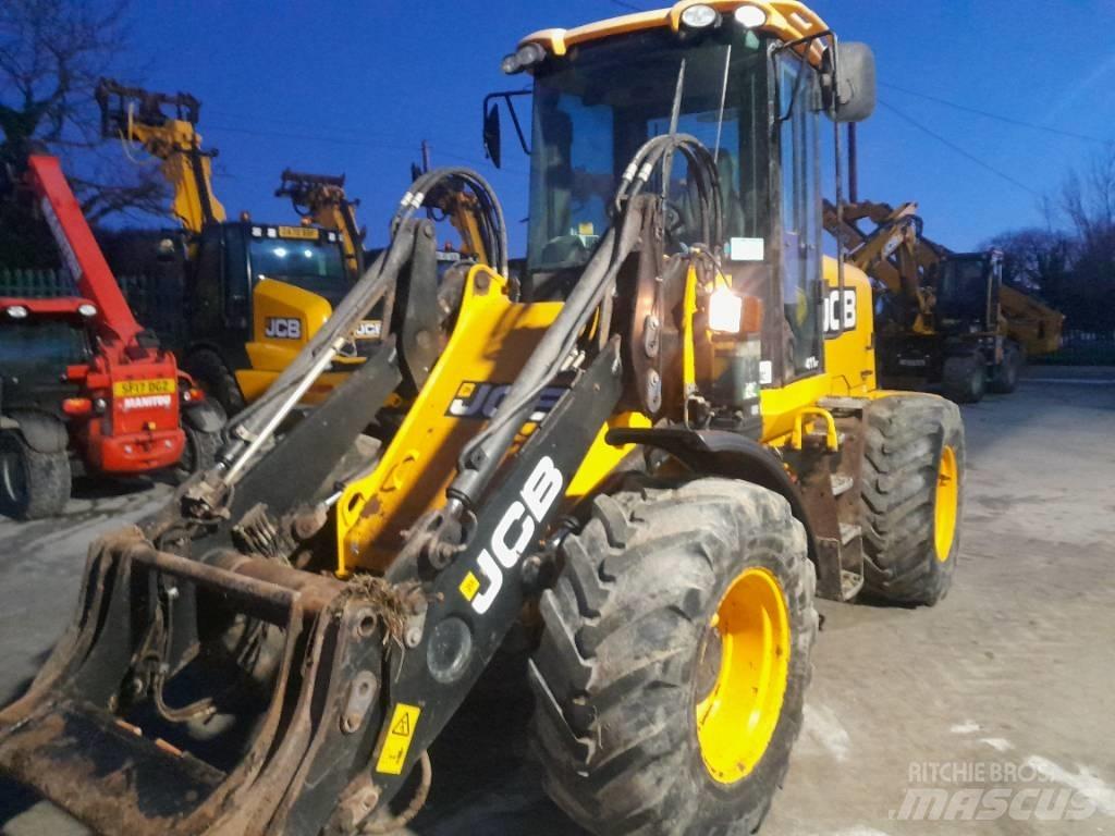 JCB 411 Manipulatoare agricole