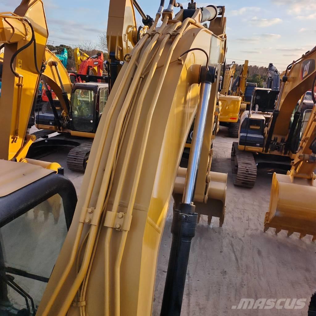 CAT 320 D Excavatoare pe șenile
