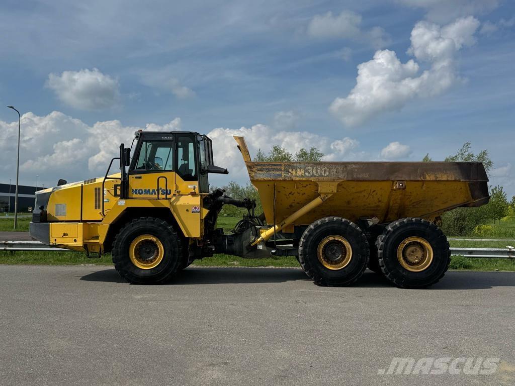 Komatsu HM300-2 Transportoare articulate