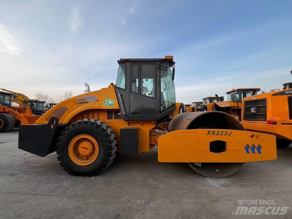 XCMG XS 223 J Compactoare monocilindrice