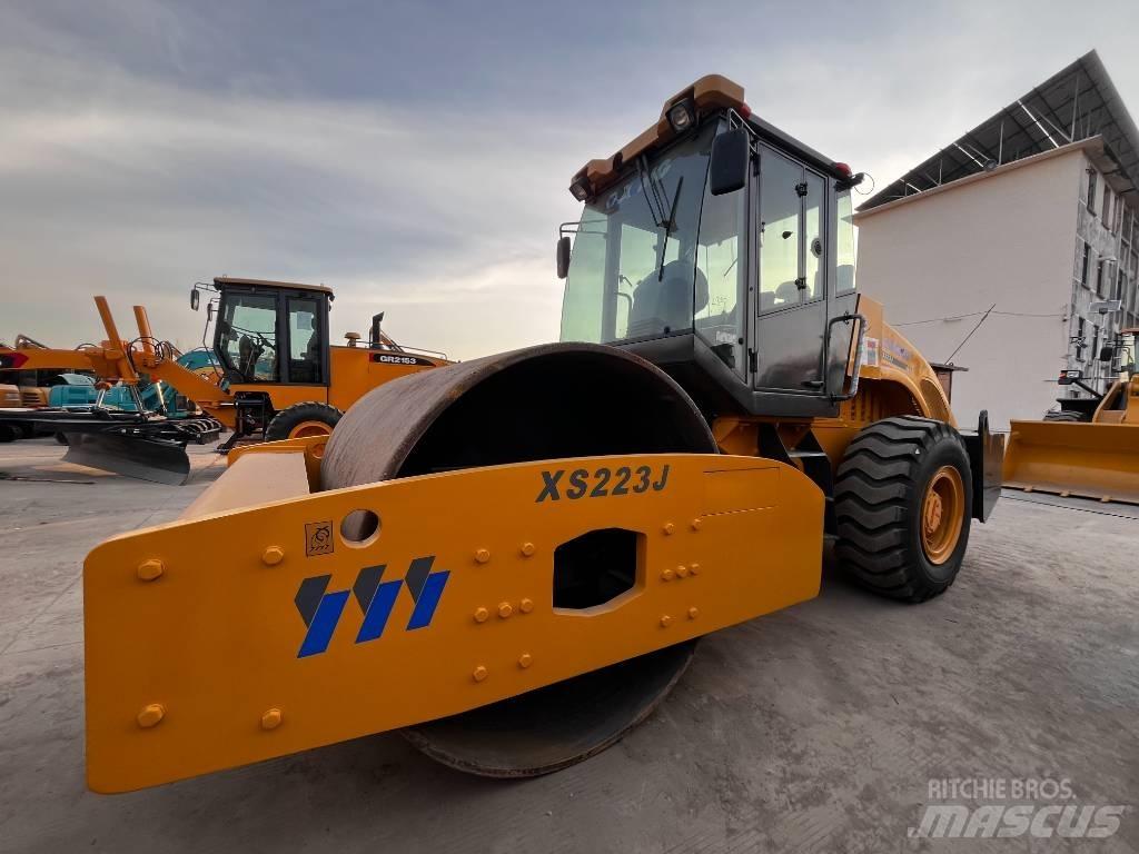 XCMG XS 223 J Compactoare monocilindrice