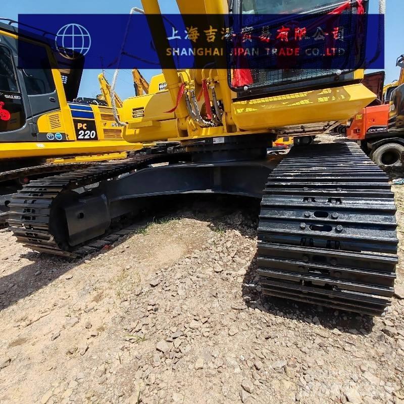 Komatsu PC 220 Excavatoare pe șenile

