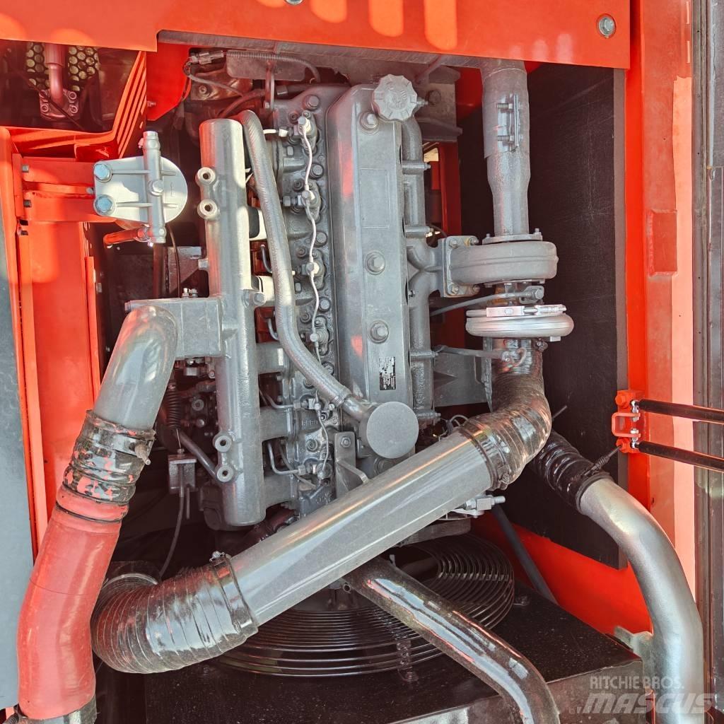 Doosan DX225-9C Excavatoare pe șenile
