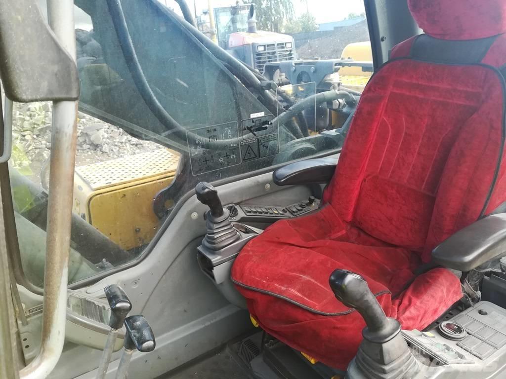 Volvo EC 290 B LC Excavatoare pe șenile
