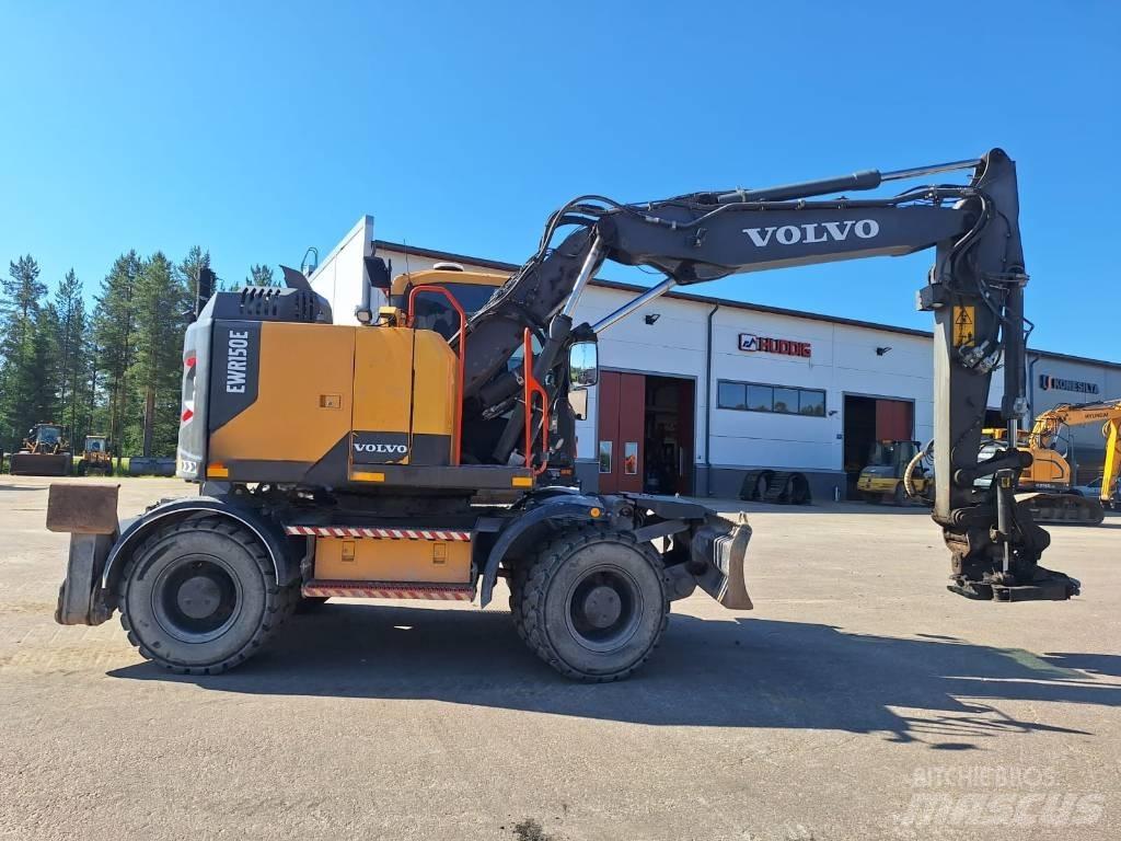 Volvo EWR 150 E Excavatoare cu roti
