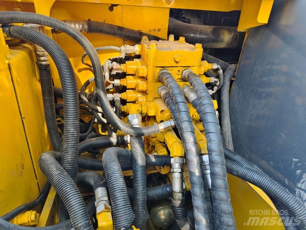 Komatsu PC 130-7 Excavatoare pe șenile
