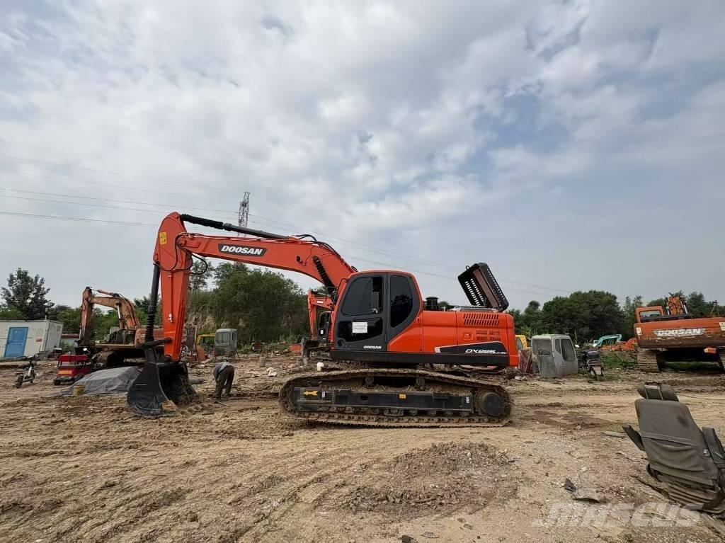 Doosan DX225LC-9C Excavatoare pe șenile
