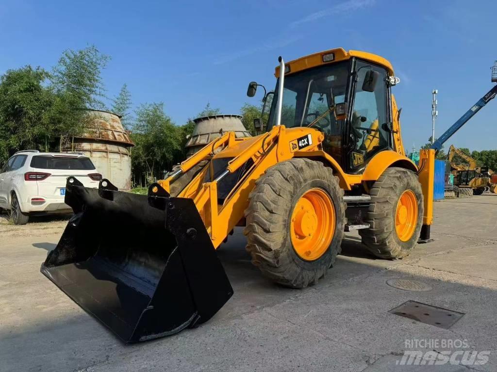 JCB 4 CX Buldoexcavatoare