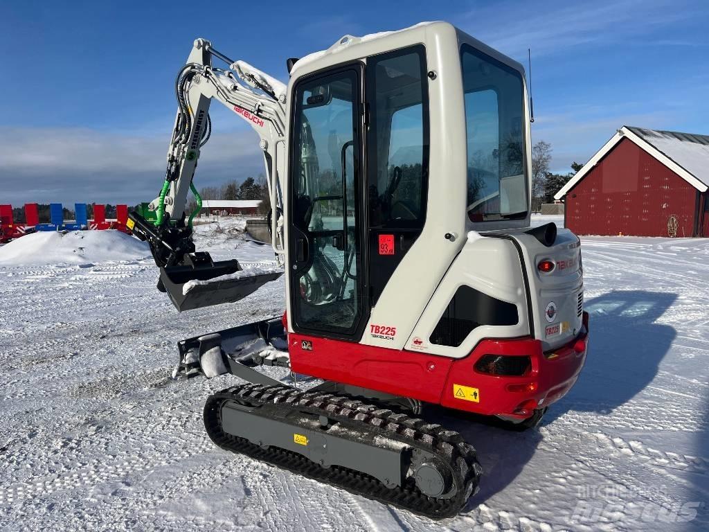 Takeuchi TB225 Mini excavatoare < 7t