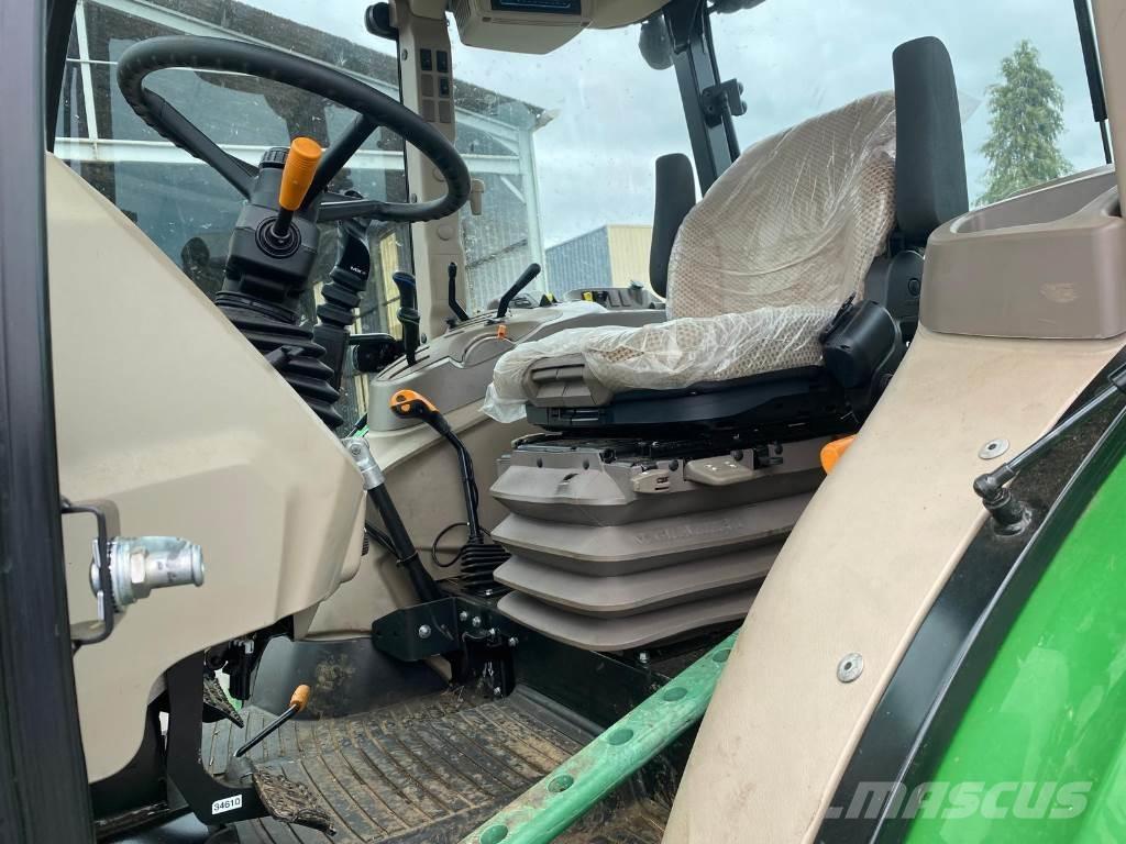 John Deere 5075E Tractoare